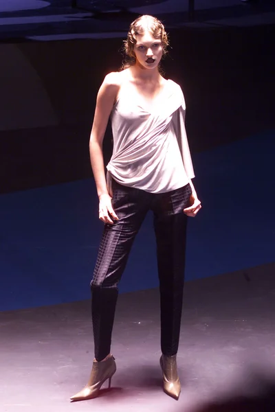 Look 28